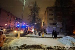 В Новомосковске при пожаре в квартире спасли двух человек.