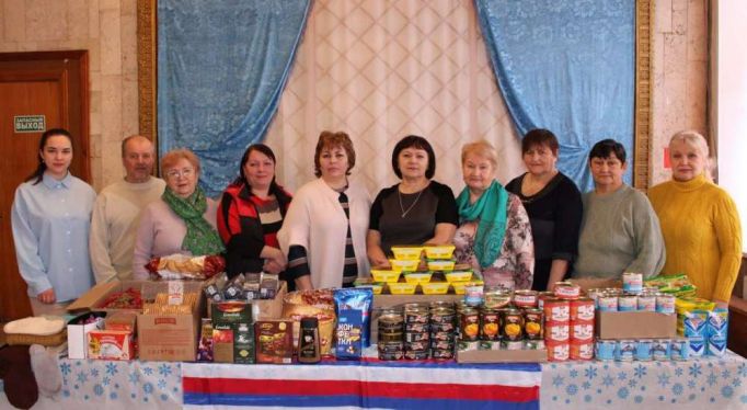 Жители села Рождествено Суворовского района собрали посылки участникам СВО 