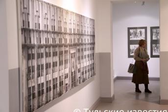 В Доме Крафта открылась выставка «Внутри стен. Архитектура как контекст»