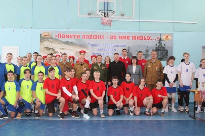 Во школе № 2 Новомосковска провели традиционный спортивный турнир 