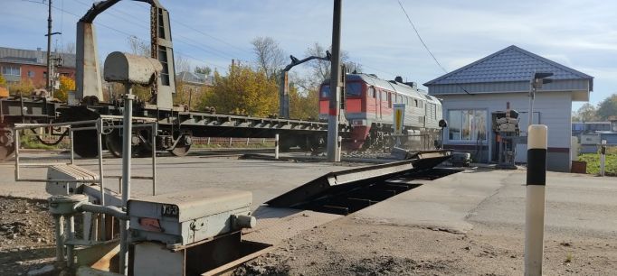 Водителей предупредили об ограничении движения через железнодорожный переезд в Ефремове 