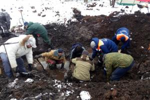 Сегодня под Новомосковском тульские искатели нашли останки около 20 красноармейцев.
