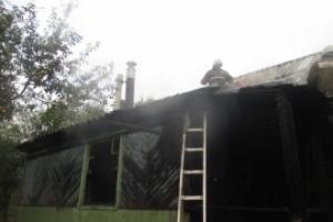 Рано утром в Донском горел дом.