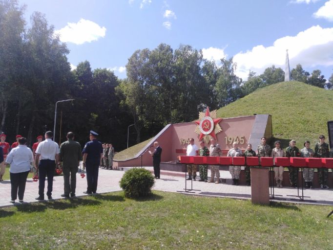 В Арсеньевском районе предали земле останки 60 красноармейцев 
