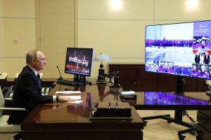 Алексей Дюмин в режиме ВКС доложил Владимиру Путину о догазификации Тульской области.