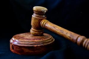 Суд присяжных в Тульской области рассматривает 2 уголовных дела в отношении 7 лиц.