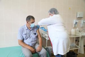 В Тульской области от коронавируса привито первым компонентом более 585 тысяч человек.