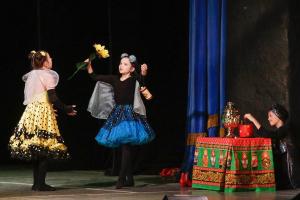 В Туле стартовал областной фестиваль-конкурс школьных и любительских театров .