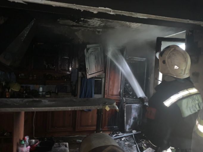 В Туле 35 человек эвакуировали из-за пожара в доме на ул. Комарова