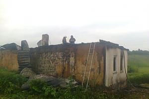 В Ефремовском округе сгорел дом.