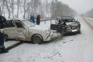 В Тульской области столкнулись 5 машин: есть погибшие.