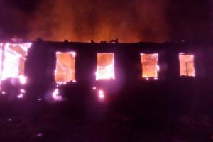 В Богородицком районе сгорел дом, есть пострадавший.