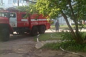 Пожарные в Ефремове спасли 4-х человек из горящего дома.