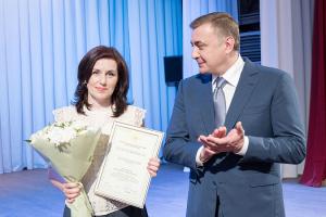 Социальные работники Тульской области получили награды в профессиональный праздник .
