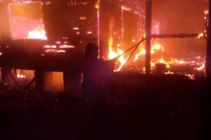 В воскресенье вечером в Веневском районе сгорел дом.