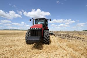 97 аграрных предприятий Тульской области получат федеральные компенсации .