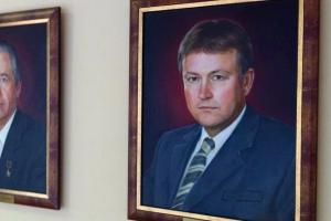Вячеслав Дудка появился в здании правительства Тульской области.