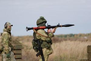В ЛДНР, Запорожской и Херсонской областях введено военное положение.