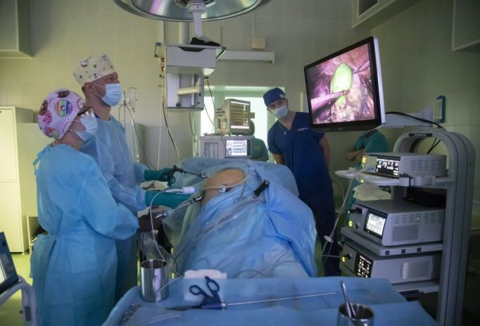 В Тульской облбольнице оперируют с помощью инфракрасного излучения