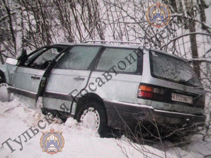 В Ленинском районе на трассе «Тула-Алексин» погиб водитель Volkswagen