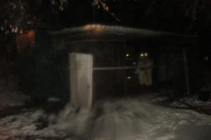 Рано утром в Богородицке выгорел частный дом .