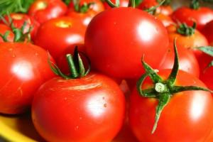 В Тульской области за неделю на 7% подорожали огурцы и помидоры.