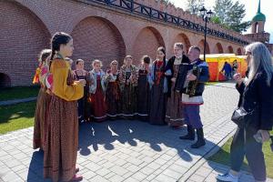 Гала-концерт фестиваля-конкурса фольклорных ансамблей «Молодо-зелено» прошел в Тульском кремле.