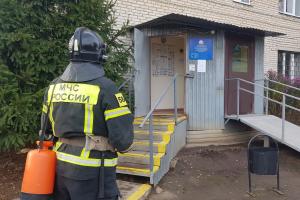 Проведена санитарная дезинфекция помещений клиентской службы Пенсионного фонда России в Одоевском районе.