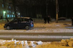 В Новомосковске иномарка сбила детей, перебегавших дорогу в неположенном месте.