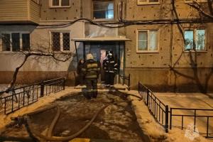 Ночью в Туле троих детей эвакуировали из-за пожара в квартире на ул. Калинина.