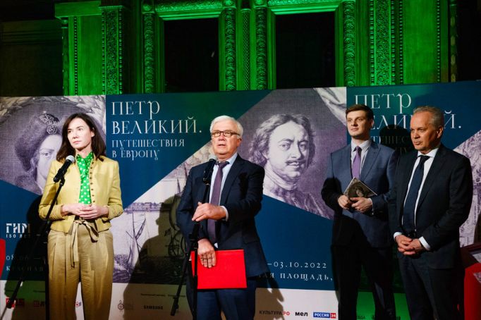  Алексей Дюмин поздравил ГИМ с открытием выставки о Петре I