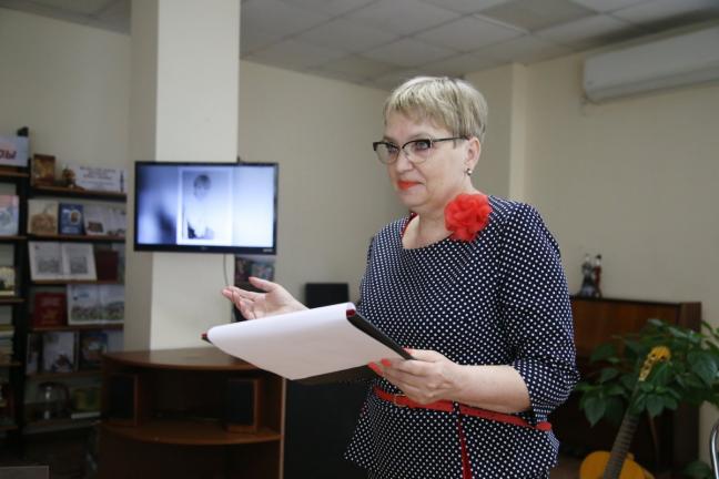 Тульский поэт Екатерина Картавцева представит в музее оружия новый поэтический сборник.