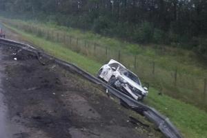 В Тульской области водитель врезался в металлический барьер, есть пострадавшие .