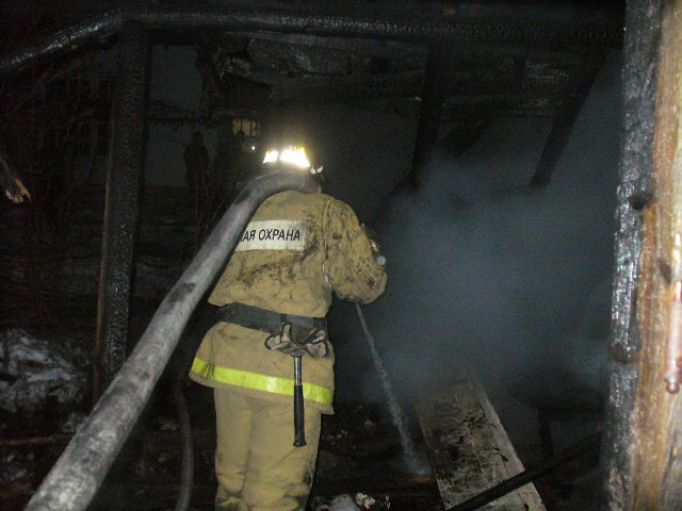 Накануне вечером в Киреевском районе сгорел дом с пристройками