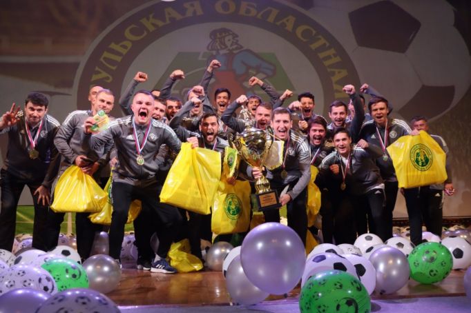 В Туле наградили более 500 победителей и призеров соревнований по футболу