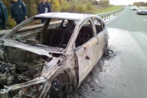В Тульской области сгорел автомобиль.