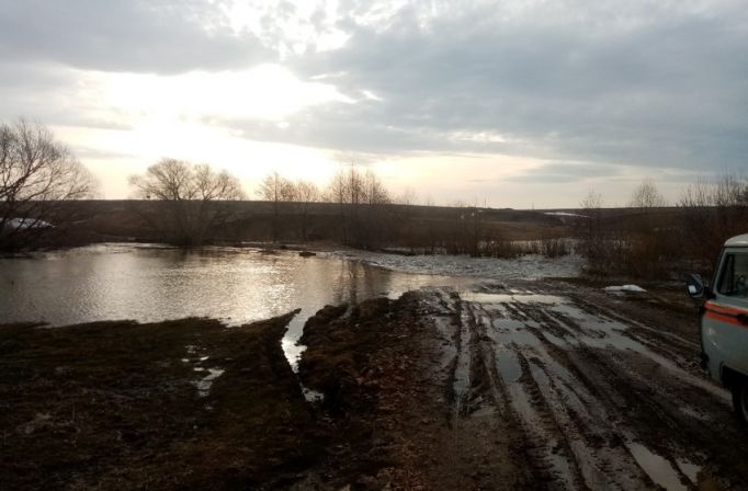 В Куркинском районе в результате ледохода разрушен мост через Дон