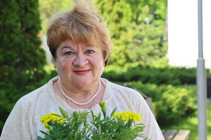 Депутаты облдумы приняли участие в акции «Цветы для «Ясной Поляны»»