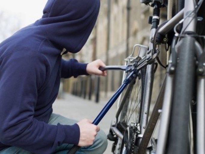 Полицейские за прошедшие сутки раскрыли две велосипедных кражи
