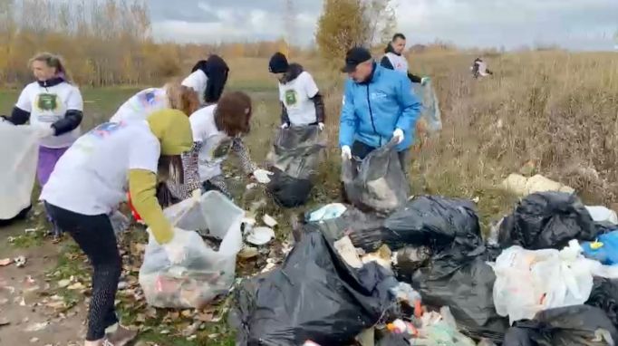 Жители Тульской области собрали 5 тонн отходов во время экологической акции в Кондуках
