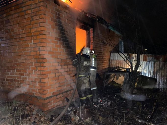В Заокском районе при пожаре в дачном доме погибла 74-летняя женщина