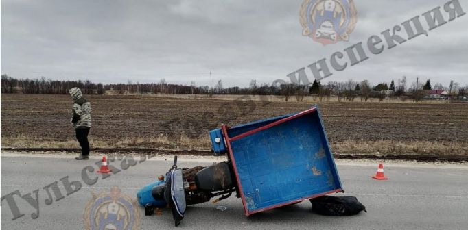 В Чернском районе водитель и пассажир «Муравья» выжили в ДТП