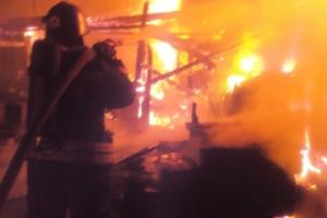 Ночью в Веневском районе сгорел дом: есть пострадавший .