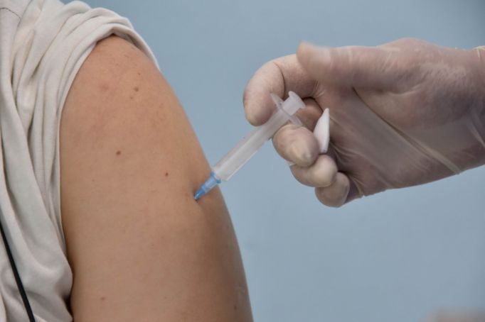 Не дожидаясь эпидемии: в Тульской области стартовала кампания по вакцинации детей от гриппа